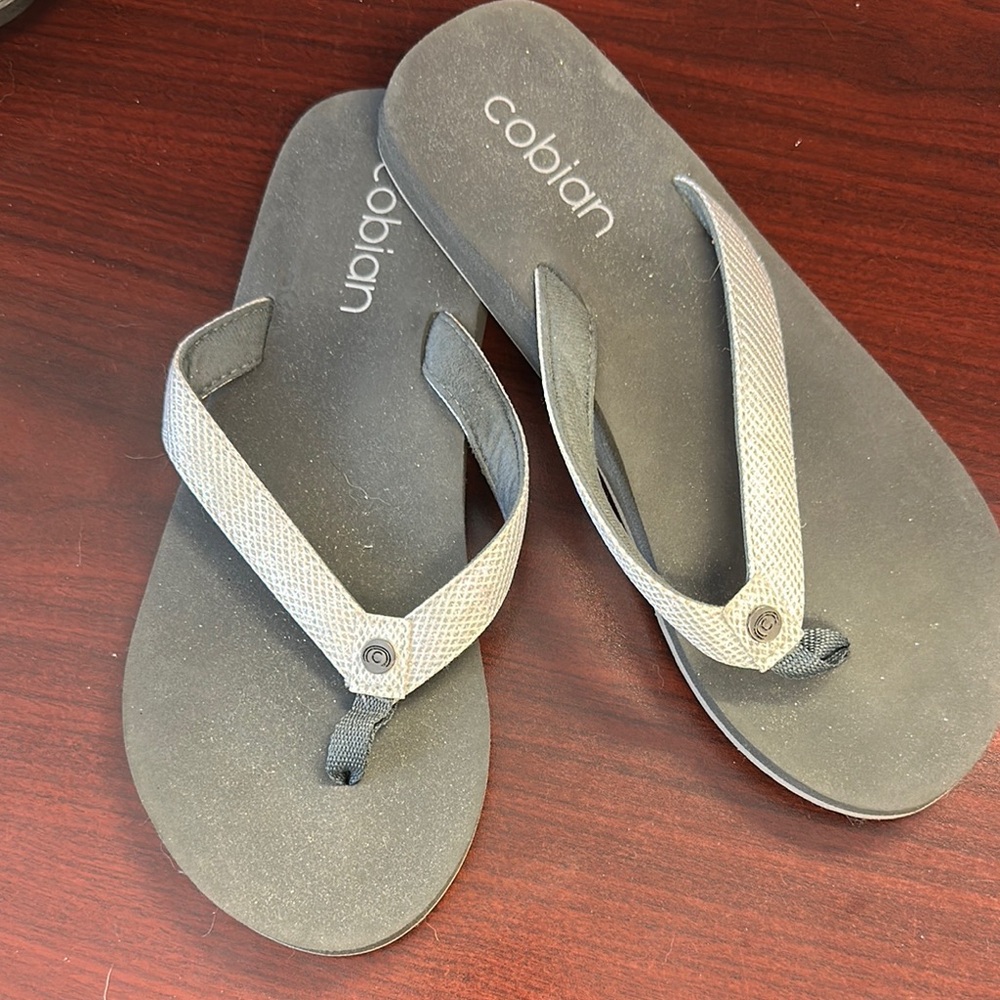 Cobian Black and Gray Sandals